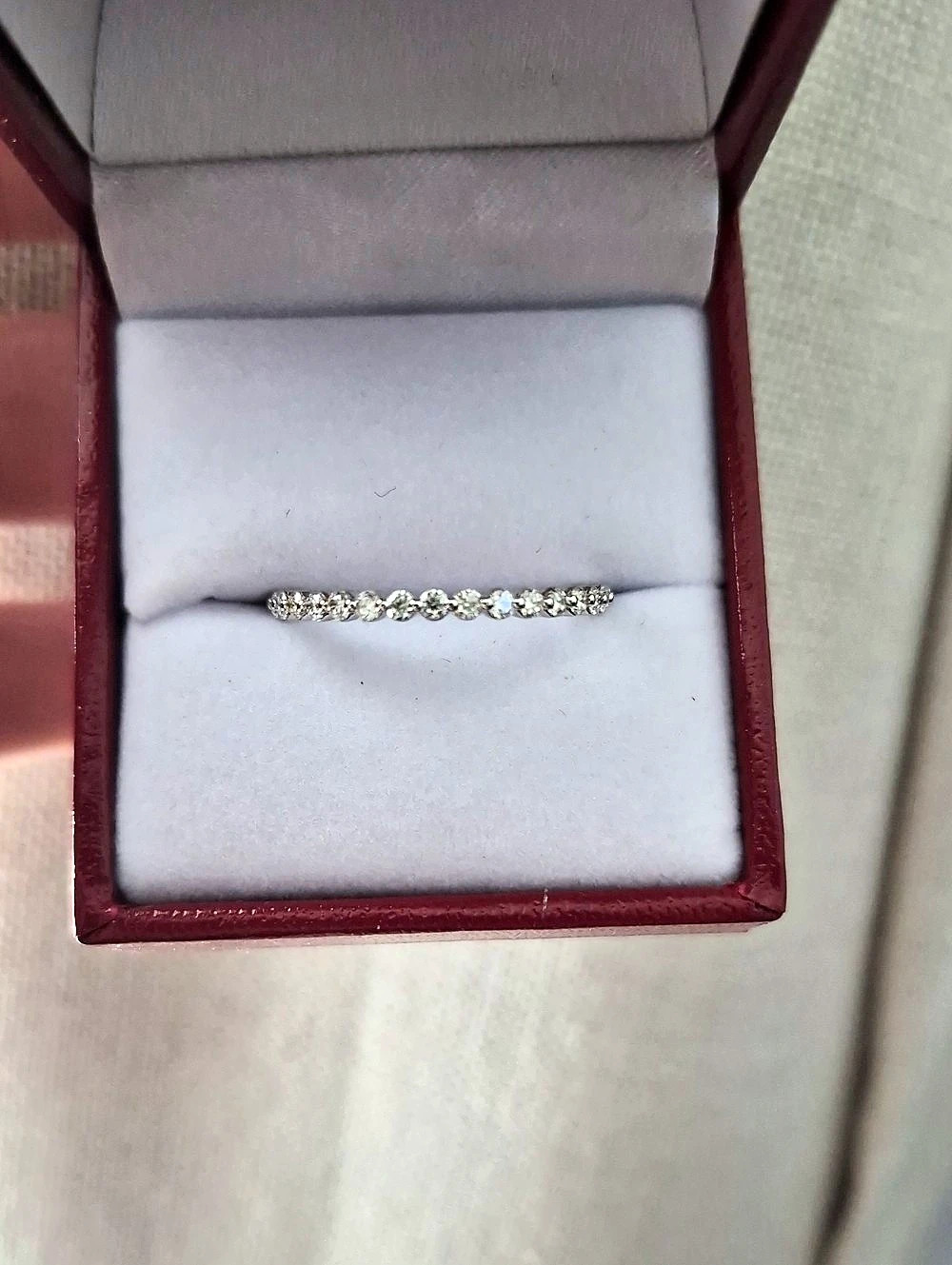 14k White Gold Wedding Band
